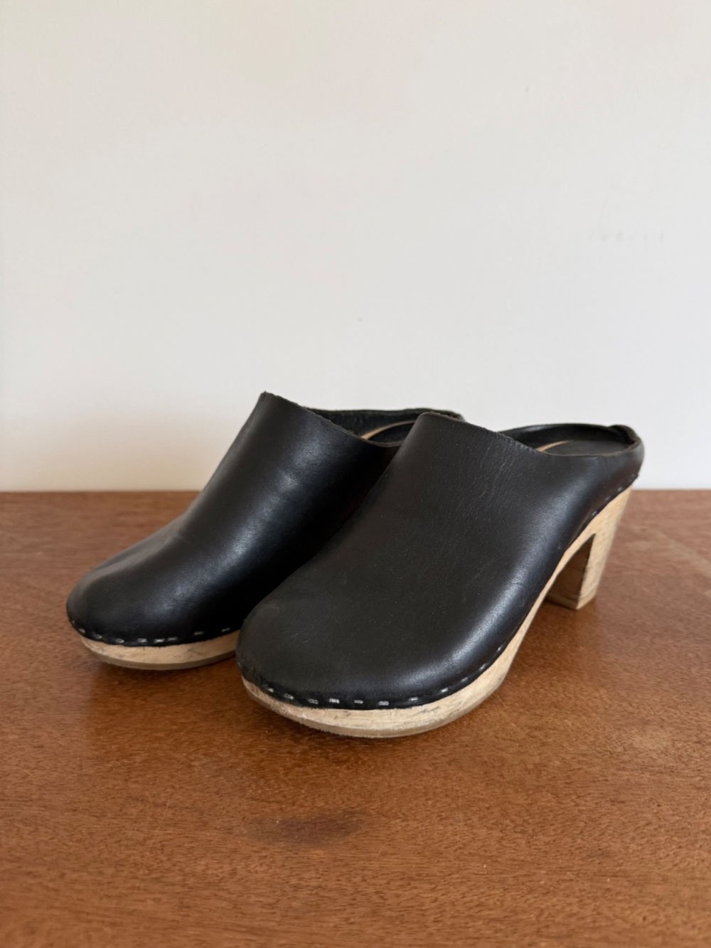 Bryr Chloe High Heeled Clogs in Coal - 38/39